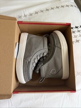 Billy regular fit 
Kids High-Top Canvas Sneakers in Gray